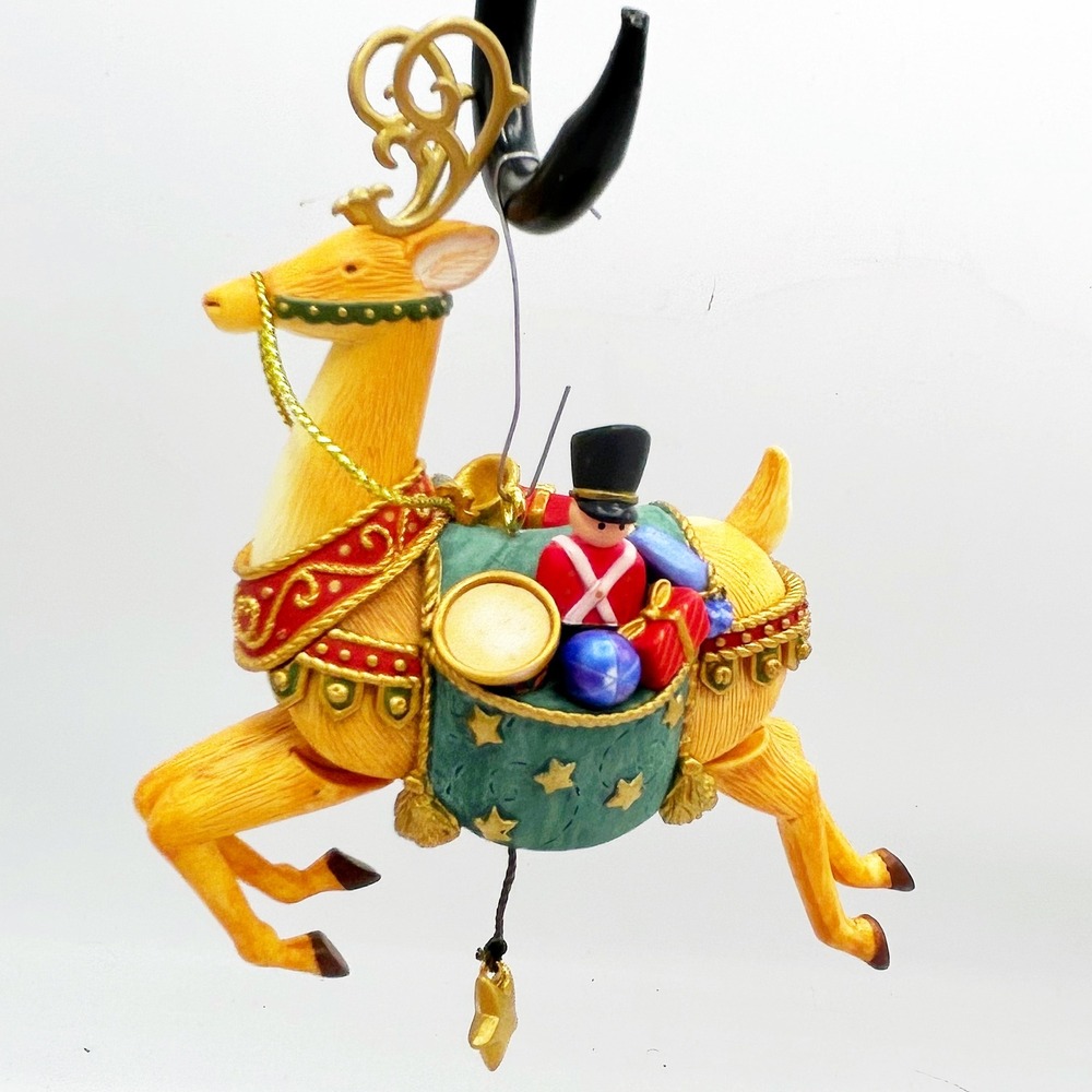 Reindeer Yuletide Treasures 2007 Hallmark Ornament